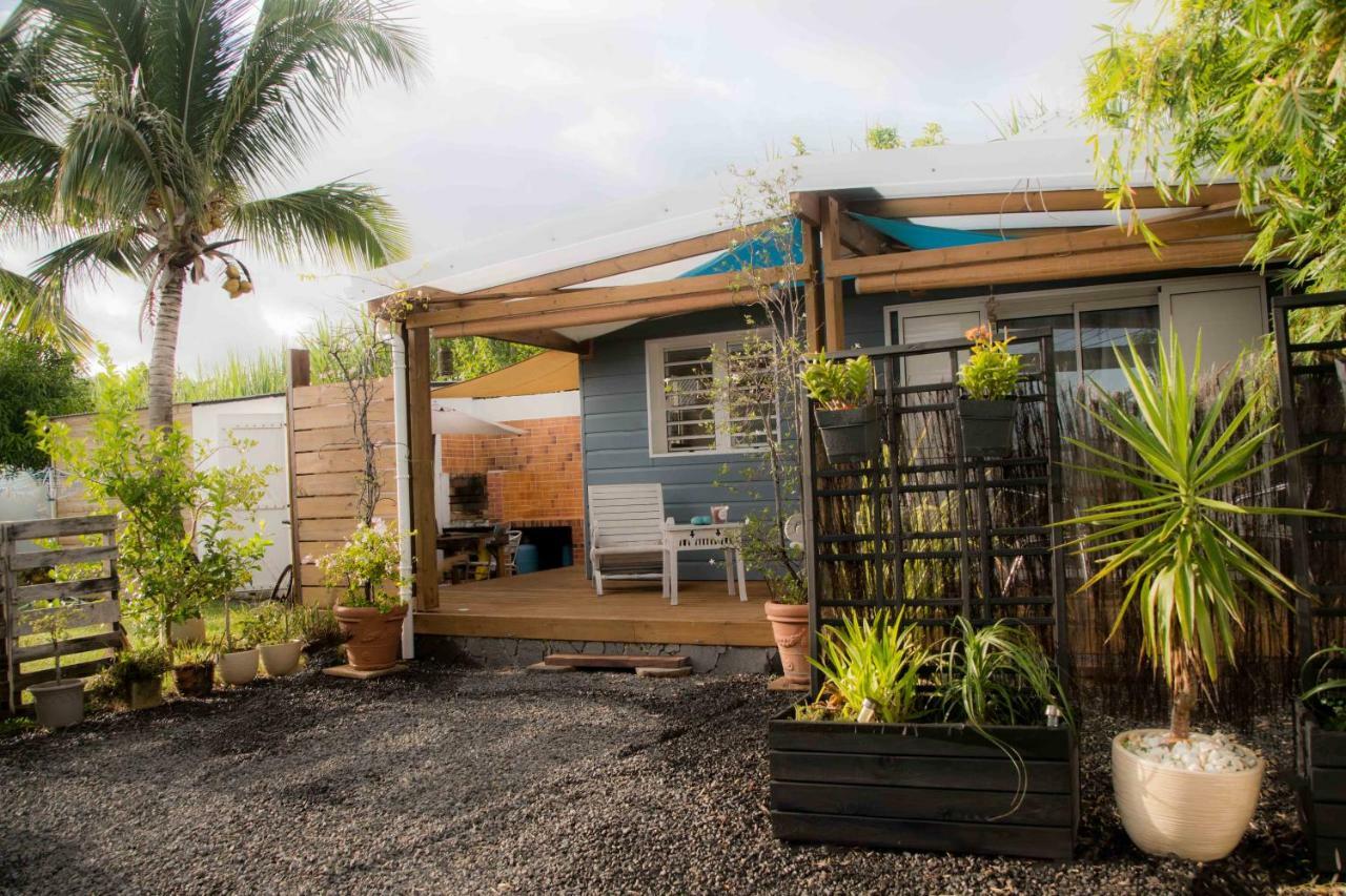 Chez Les Filles - Bungalodge Petite Île Exterior foto