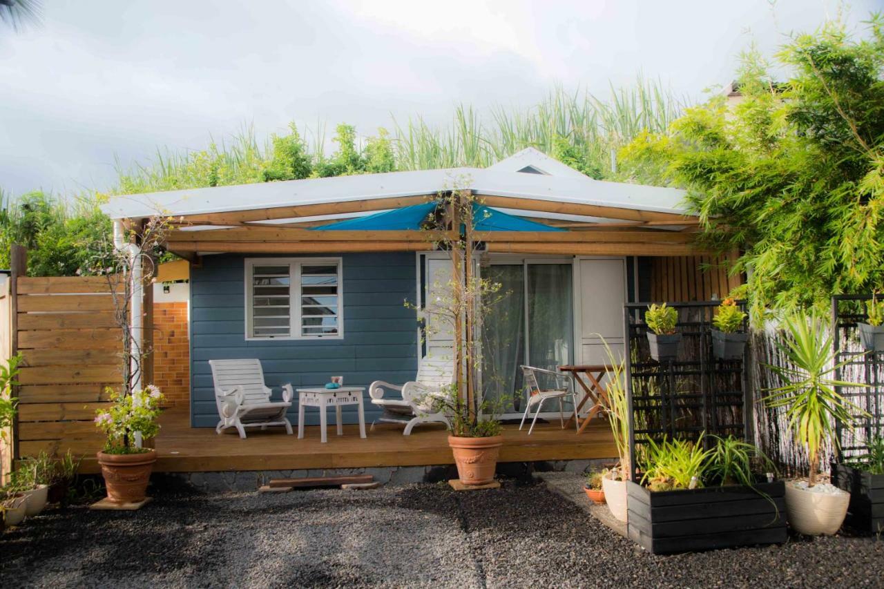 Chez Les Filles - Bungalodge Petite Île Exterior foto